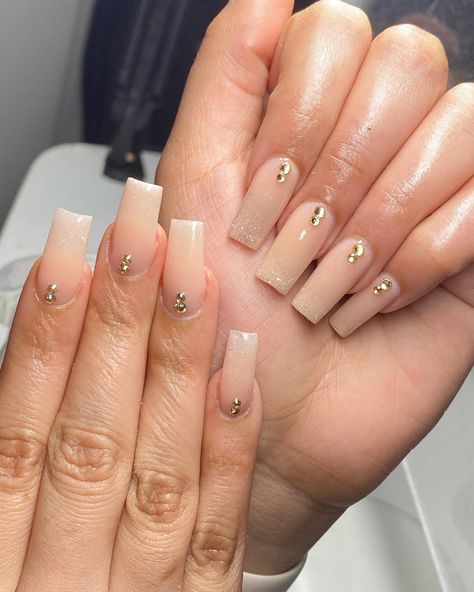 Square Nails Baddie, Square Acrylic Nails Gems, Tapped Square Nails, Short Square Acrylic Nails Diamonds, Tapered Square Nails Gems, Tapper Square Nails, Square Nude Nails, Nude Square Nails, Medium Length Square Nails