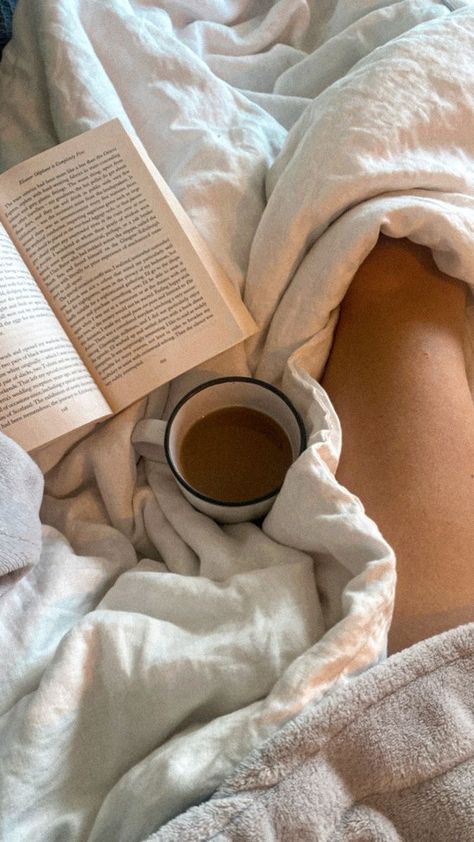 Coffee In Bed, Reading Motivation, Improvement Books, Books For Self Improvement, Reading In Bed, Woman Reading, Cozy Reading, Girl Reading, Coffee And Books