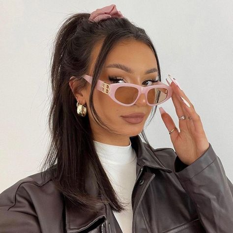 Pink Sunglasses Outfit, Pink Balenciaga, Sunglasses Outfit, Balenciaga Sunglasses, Insta Outfits, Pink Sunglasses, Latest Instagram, Pink Summer, Mirrored Sunglasses Women