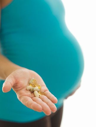 Is Zofran Safe for Pregnant Women? New Study Says... Pregnancy Vitamins, Best Prenatal Vitamins, Fertility Awareness, Pregnancy Information, Pregnancy Nutrition, Prenatal Care, Pregnancy Food, Prenatal Vitamins, Pregnancy Care