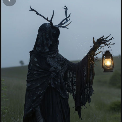 Dark Witch Photography, Woods Witch Aesthetic, Wood Witch Costume, Slavic Vampire, Wendigo Cosplay, Witch Trails, Wendigo Costume, Coven Aesthetic, Dark Fae Aesthetic