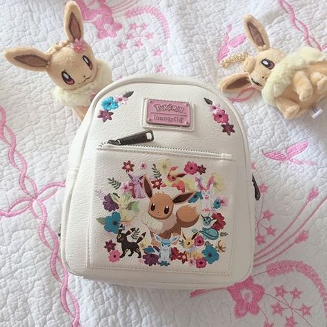 Pink Pokeball, Pokemon Bag, Stylish Leather Bags, Pokemon Diy, Pink Games, Family Cute, Stylish School Bags, Pokemon Eeveelutions, Shiny Pokemon