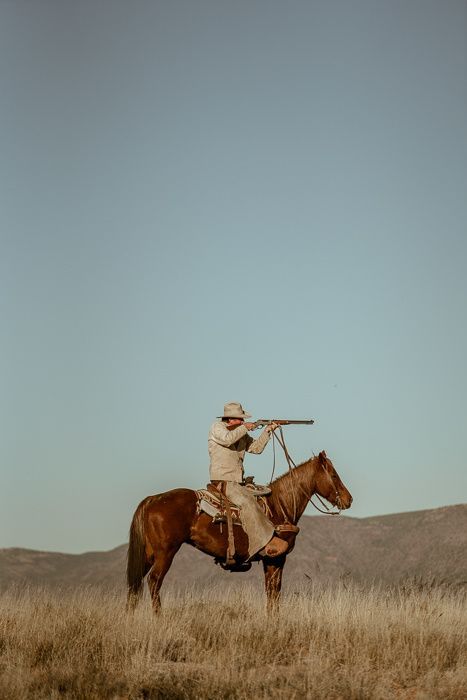 Old Cowboy Photos, Pendleton Aesthetic, Cowboy Photos, Cowboy Drawing, Ben Christensen, Cowboy Photography, Country Backgrounds, Western Photo, Old Western