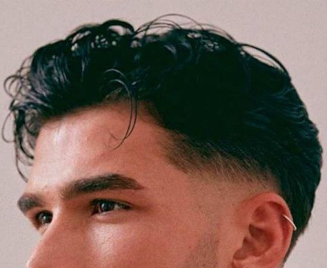 Comb Back Hairstyles Men, Slicked Back Wavy Hair Men, Modern Slick Back, Slicked Back Hairstyles Men, Slicked Back Middle Part, Middle Fade Haircut Men, Low Taper Slick Back, Modern Slick Back Hair Men, Modern Mullet Middle Part