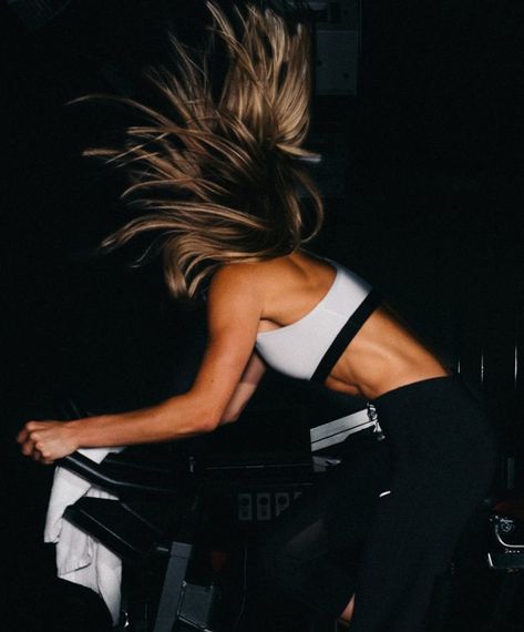 Spinning Astethic, Spin Bike Before And After, Cycling Class Aesthetic, Spin Instructor Aesthetic, Soulcycle Aesthetic, Soul Cycle Aesthetic, Spin Photoshoot, Spin Aesthetic, Indoor Cycling Aesthetic