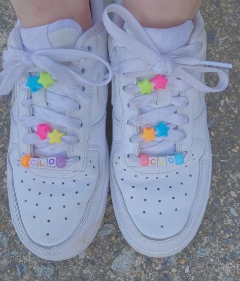 feel free to promote in comments ! dm for credit / removal ! Beads On Shoelaces, Nike Shoe Laces, Mode Indie, Aesthetic Converse, Photographie Indie, Beaded Shoes, Estilo Indie, Indie Girl, Aesthetic Indie