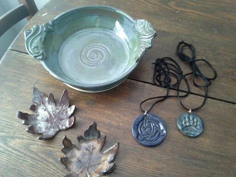 Casserole, necklaces and leaves Everyday Art, Serving Bowls, Bowl, Tableware