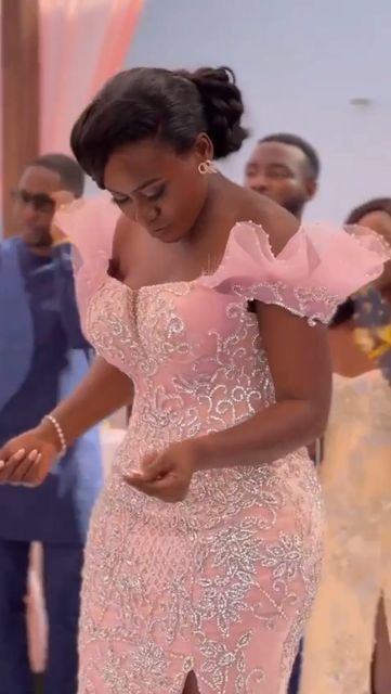 Pink Dinner Dress Classy, African Lace Dress Styles For Wedding Guest, Latest Lace Styles For Naming Ceremony, Knee Length Lace Dress Classy, Short Gown For Lace, African Print Dress With Lace, Lace Dress Classy For Wedding, Lace Dress Classy For Church, Elegant Lace Dress Classy