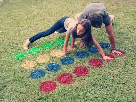 21 Kid-Friendly Games for the Backyard or Lawn Lawn Twister, Outdoor Twister, Tricia Guild, Diy Lawn, Backyard Games, Garden Parties, Ideas Party, Backyard Fun, Outdoor Party