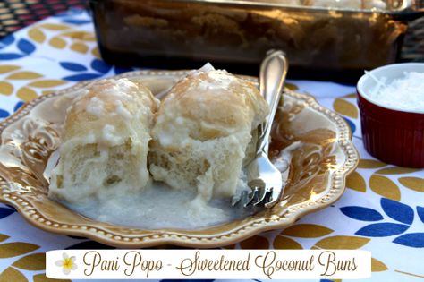 Mommy's Kitchen - Recipes From my Texas Kitchen!: (pani Popo Buns) Pani Popo is a soft, semi sweet, Samoan coconut bun, baked in a delicious creamy coconut sauce. This shortcut recipe is super simple to make using @rhodesbread. #frozenrolls #rhodesbread #panipopp #coconut #mommyskitchen #spon Pani Popo Recipe, Pani Popo, Rhodes Dinner Rolls, Coconut Buns, Frozen Dinner Rolls, Frozen Rolls, Texas Kitchen, Baking Buns, Life In The City