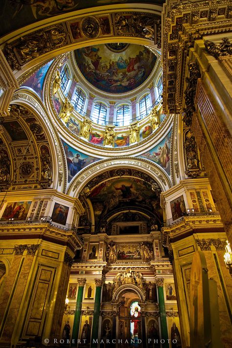 Inside St-Isaac's Cathedral in St-Petersburg. St Isaacs Cathedral St Petersburg Russia, Church Aesthetic, St Petersburg Russia, Imperial Russia, Petersburg Russia, Baltic Sea, Black Wallpaper, St Petersburg, Barcelona Cathedral