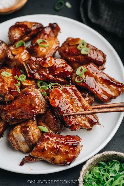 Sweet And Sour Ribs, Sweet And Sour Sauces, Pork Spare Ribs, Authentic Chinese Recipes, Sweet And Sour Sauce, Spare Ribs, Chinese Dishes, Chinese Cooking, Rib Recipes