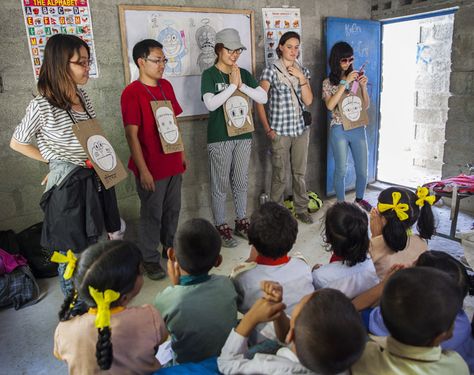 Volunteer at community school and teach ignorant students of marginalized community of Nepal. Open the door of opportunity to these students by guiding them in proper direction. Your simple idea and knowledge can bring big chances in their life. VIN invites anyone who is interested to do volunteering in community school and positively change the life of ignorant children of community. http://www.volunteeringnepal.org/programs/teaching-english-community-schools/ Manifesting 2024, International Volunteer, Volunteer Projects, Community School, Children Education, Youth Empowerment, Youth Center, Volunteer Programs, Spongebob Wallpaper