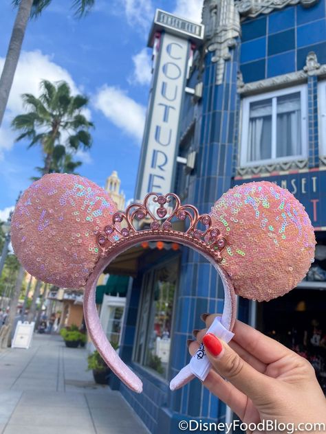 Minnie Ears Aesthetic, Disney Pins Aesthetic, Princess Disney Ears, Disney Ears Aesthetic, Disney Castle Nails, Pink Disney Ears, Cute Disney Ears, Disney Princess Ears, Disney World Ears