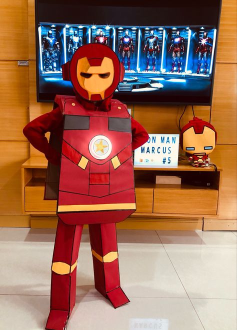 Iron Man Diy Costume, Iron Man Costume Diy, Grooms Outfits, Iron Man Kids, Iron Man Costume, Cardboard Costume, Ironman Costume, Recycled Dress, Iron Man Suit