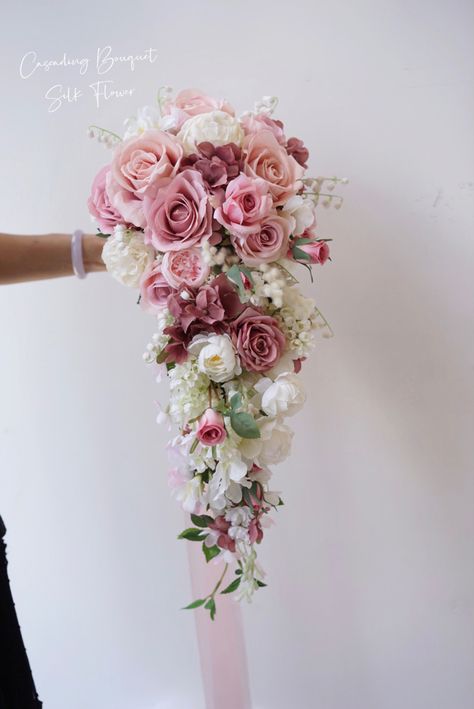 Wedding Buket, Hand Bucket, Engagement Bouquet, Dekor Lamaran, Bucket Wedding, Pink Rose Wedding Bouquet, Baby Pink Wedding, Cascading Wedding Bouquets, Bridal Bouquet Pink