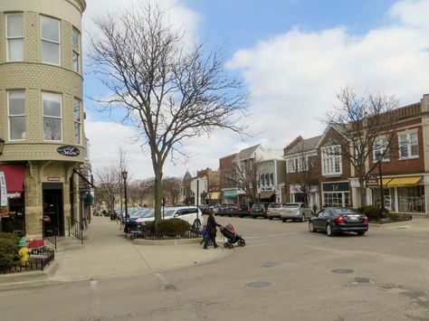 28. Hinsdale, Illinois Midwest Architecture, Hinsdale Illinois, Perfect Aesthetic, Chicago Suburbs, Store Ideas, Urban Planning, Main Character, Store Decor, Nature Travel