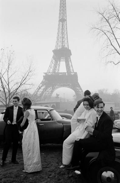 Young Debutants and their dates, 1963  Paris Paris Black And White Aesthetic, Paris Family, Paris Black And White, 60s Vibe, Aquarius Love, Paris Tour Eiffel, Diane Arbus, Paris Aesthetic, Paris Love