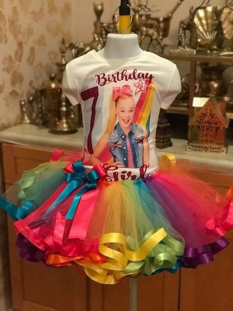 Mya Outfits, Jojo Siwa Birthday Cake, Jojo Bow, Jojo Siwa Outfits, Bow Outfit, 7th Birthday Party Ideas, 6th Birthday Cakes, Jojo Siwa Birthday, Jojo Bows