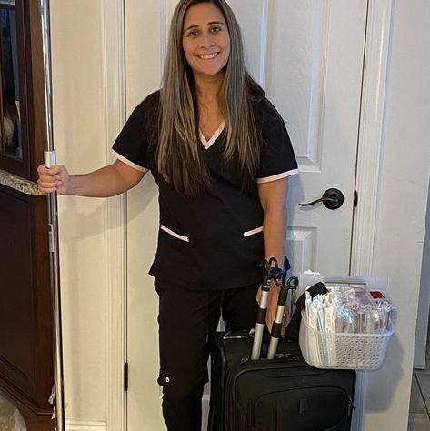 How an RN Started an IV Hydration Business Mobile Iv Therapy, Iv Hydration Nurse, Iv Hydration Business, Iv Hydration Therapy Business Plan, Mobile Iv Hydration, Iv Hydration Therapy Business, Iv Therapy Iv Infusion, Nursing Iv, Iv Hydration Therapy