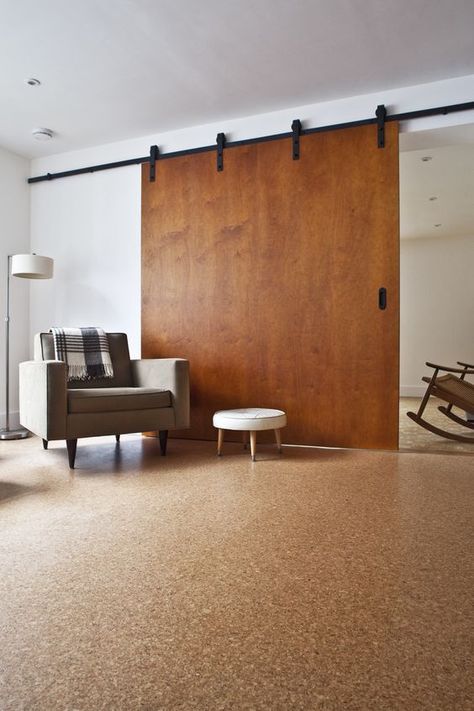 Cork Flooring Ideas, Beach House Flooring, Cork Floor, Scandinavian Room, White Wall Bedroom, Flooring Designs, Upholstered Chaise Lounge, Wooden Table And Chairs, Modernist House