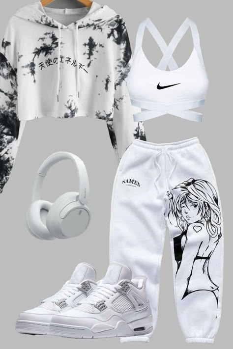 Cute Nike Outfits For Women Summer, Ultra Music Festival Outfits Rave, Rave 2023, Festival Outfits Black, Festival Outfits Black Women, Music Festival Outfits Rave, T Shirt Over Dress Outfits, Taylor Swift Grad Cap, Thanks Giving Outfits