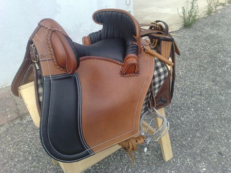 camargue Horse Barding, Unusual Horse, Camargue Horse, Dream Horse Barns, Horse Costumes, Horse Armor, Horse Equipment, Dressage Saddle, Horse Gear