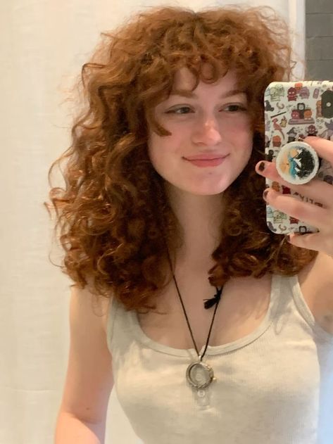 Face Claims Curly Hair, Face Claims Ginger, Ginger Face Claim, Fem Face Claims, Ginger Hair Curly, Ginger Characters, Ginger Hair Inspo, Fem Hairstyles, Ginger Curly Hair