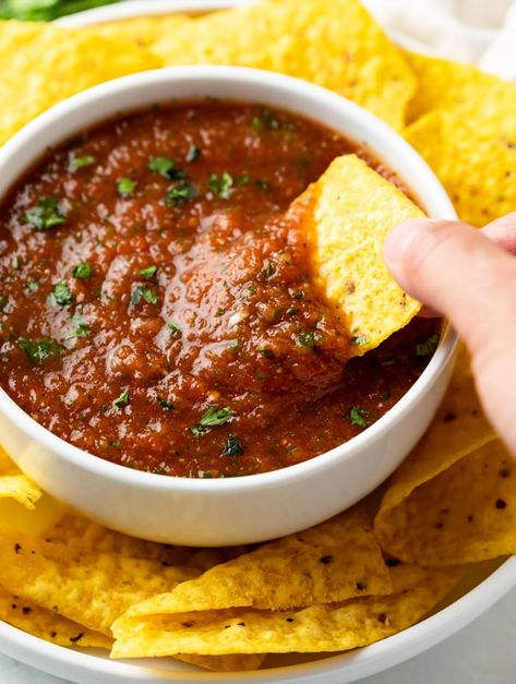 Salsa With Tomato Sauce, Homemade Salsa With Canned Tomatoes, Salsa Recipe With Canned Tomatoes, Blended Salsa, Best Salsa Recipe Ever, Fresh Salsa Recipe Homemade, Mexican Salsa Recipe, Spicy Salsa Recipe, Authentic Mexican Salsa Recipe