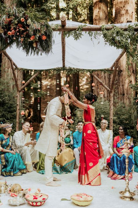 Forest Wedding Indian, Indian Marriage Vision Board, Indian Fall Wedding, Bali Indian Wedding, Indian Wedding Traditions, Indian English Wedding, Forest Indian Wedding, Small Indian Wedding, Minimal Indian Wedding