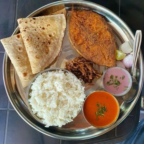 Love at first sight 💕😍😘🤭✌️🤞☺️😋 #fishlovers #loveatfirstbite #lovelovelovelove #sundaybrunch Karma Returns, Fish Thali, Tiffin Ideas, Post Production Studio, Fish Friday, Meal Box, Happy Diwali Images, Instagram Editor, Diwali Images