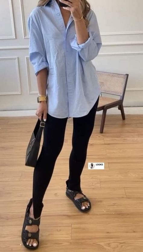 Leggings And Linen Shirt, Oversize Shirt And Leggings Outfit, Legging With Oversized Shirt, Black Leggings Oversized Shirt, Oversized Tshirt Legging Outfit, Yoga Style Outfits, Look Legging, Mama Style, Athleisure Wear