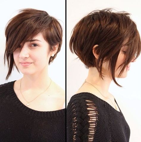 Asymmetrical Pixie Bob For A Round Face Asymmetrical Pixie Bob, Bobs For Round Faces, Short Hairstyles For Round Faces, Short Hair Cuts For Round Faces, Thick Wavy Hair, Asymmetrical Pixie, Cute Looks, Asymmetrical Bob, Long Pixie