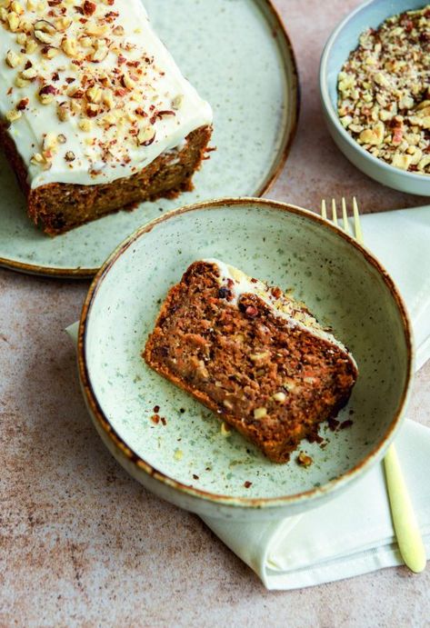 Carrot Cake Loaf, Cardamom Cake, Lemon Cream Cheese Frosting, Moist Carrot Cakes, Lemon Cream Cheese, Best Carrot Cake, Cake Vegan, Desserts Vegan, Vegan Cream Cheese