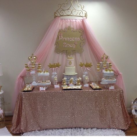 Princess Theme Cake Table, Princess Cake Table Decor, Princess Table, Princess Theme Cake, Candy Table Decorations, 1st Birthday Princess, Baby Shower Princess Theme, Cake Table Birthday, Disney Princess Babies