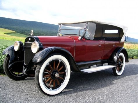 Buick Model 45 1921-1923 Roadster Car, Buick Models, Buick Cars, Veteran Car, Buick Roadmaster, Lowrider Cars, Old Classic Cars, Car Colors, Classic Cars Vintage