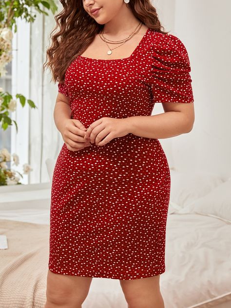 Classy Plus Size Outfits, Plus Size Fashion Dresses, Cute Formal Dresses, Long Frock Designs, Frock For Women, Office Dresses For Women, Fabric Heart, Ladies Gown, Square Neck Dress