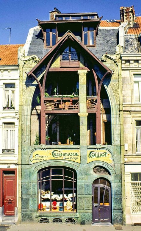 Art Nouveau House, Hector Guimard, Art Nouveau Interior, Houses In France, Lille France, Call Art, Alphonse Mucha, Interior Architect, History Design