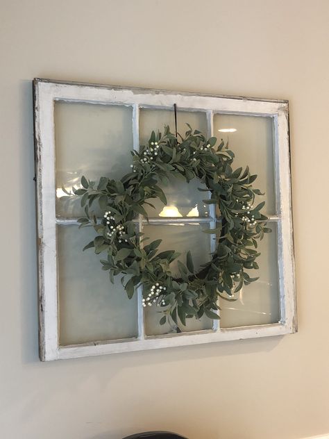 Window With Wreath Decor, Decorating With Window Frames, Indoor Wreath Ideas Living Rooms, Old Window With Wreath, Antique Window Decor, Window Wreaths Indoor, Indoor Wreath Decor, Window Frame With Wreath, Window With Wreath