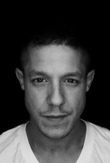 Investorideas.com - THEO ROSSI ("MARVEL'S LUKE CAGE", "SONS OF ANARCHY") TAKES LEAD ROLE IN VERDI PRODUCTIONS' NEXT FEATURE FILM "VAULT" Luke Cage Marvel, Kim Coates, Theo Rossi, Sons Of Anarchy Samcro, Luke Cage, Lodz, Sons Of Anarchy, Dream Guy, Man Crush