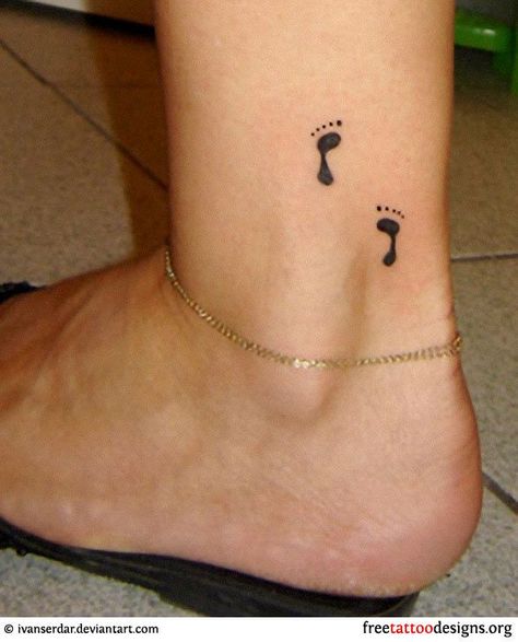 Datum Tattoo, Simple Tattoos For Guys, Date Tattoos, Foot Tattoos For Women, Mother Tattoos, Tattoos Skull, Tattoos For Daughters, Foot Tattoo