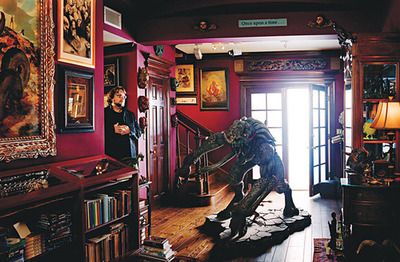 Guillermo del Toro's library.  Awesome. Nerd Decor, Bleak House, 31 Days Of Halloween, Horror Decor, House Names, Los Angeles Homes, Haunted Mansion, Big Book, Wall Color