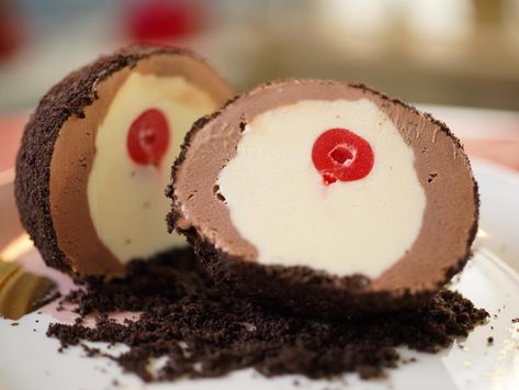 Tartufo Recipe, Geoffrey Zakarian, The Kitchen Food Network, Chocolate Sandwich, Chocolate Sandwich Cookies, I Love Chocolate, Ice Cream Treats, Ice Cream Cookies, Ice Cream Desserts