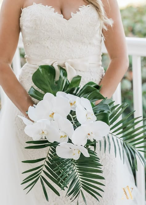 Tropical Bridal Bouquet, Tropical Wedding Bouquets, Tropical Bouquet, Tropical Wedding Theme, Palm Wedding, Tropical Wedding Flowers, Tropical Bridal, Beach Wedding Flowers, Flowers And Greenery