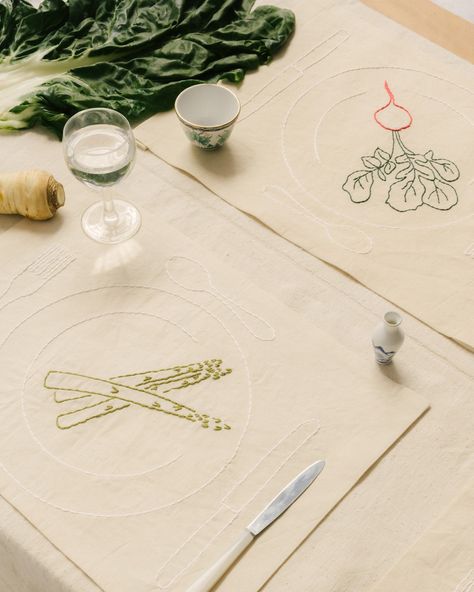 Embroidered Tablecloth, Embroidery On Clothes, Delicious Fruit, French Linen, Natural Tones, Chain Stitch, Cocktail Napkins, Artichoke, Embroidery Art