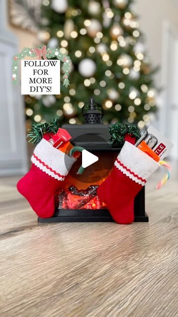 Emma Villaneda on Instagram: "🎄Who do you need gifts for this year?! Teachers, neighbors, coworkers, family/friends? I have got you covered for ideas! 🎁

This is Pt.1 of inexpensive (but fun) gift ideas, make sure you follow for more so you don’t miss out! 

Materials: 
- Mini Fireplace (Dollar Tree)
- Mini stockings (Walmart)
- Tape
- Fillers *I used treats and a gift card*
- 3 AA batteries 

•
•
•
•

#christmas #christmasdecor #stockings #fireplace #christmastime #holiday #holidaydecor #diy #craft #homedecor #design #home #interior #homedesign #interiordesign #potterybarn #explorepage #trending #reelvideo #newreel #art #dollartree #dollarstore #creative #giftideas #gift" Mini Christmas Stocking Ideas, Stockings Fireplace, Mini Fireplace, Mini Christmas Stockings, Fun Gift Ideas, Mini Stockings, Snacks Für Party, Christmas Stuff, Aa Batteries