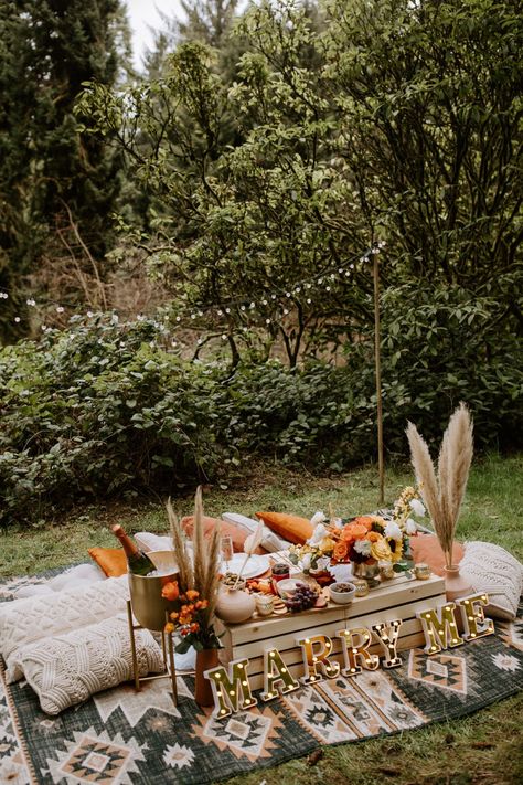 Picnic Marriage Proposal, Cute Proposal Set Up, Cottage Core Proposal, Fireplace Proposal, Willow Tree Proposal, Marry Me Picnic Proposal, Woodsy Proposals, October Proposal Ideas, Outdoor Proposal Ideas Woods