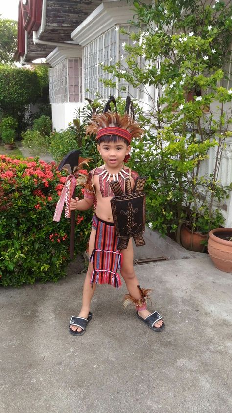 my little "igorot" boy,. Banaue, Diy Costumes Kids, Costumes Kids, Costume Diy, Diy Costumes, Diy Arts And Crafts, Diy Art, Philippines, Arts And Crafts