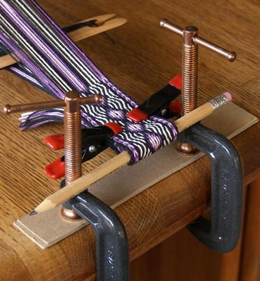 Tablet Weaving Patterns, Band Weaving, Hantverk Diy, Loom Projects, Weaving Loom Diy, Inkle Weaving, Weaving Loom Projects, Rigid Heddle Weaving, Inkle Loom