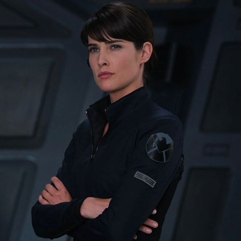 Maria Hill Icon, Marvel Gif, Maria Hill, Fictional Character Crush, Avengers 2012, Reindeer Games, Avengers Characters, Film Icon, Marvel Avengers Funny